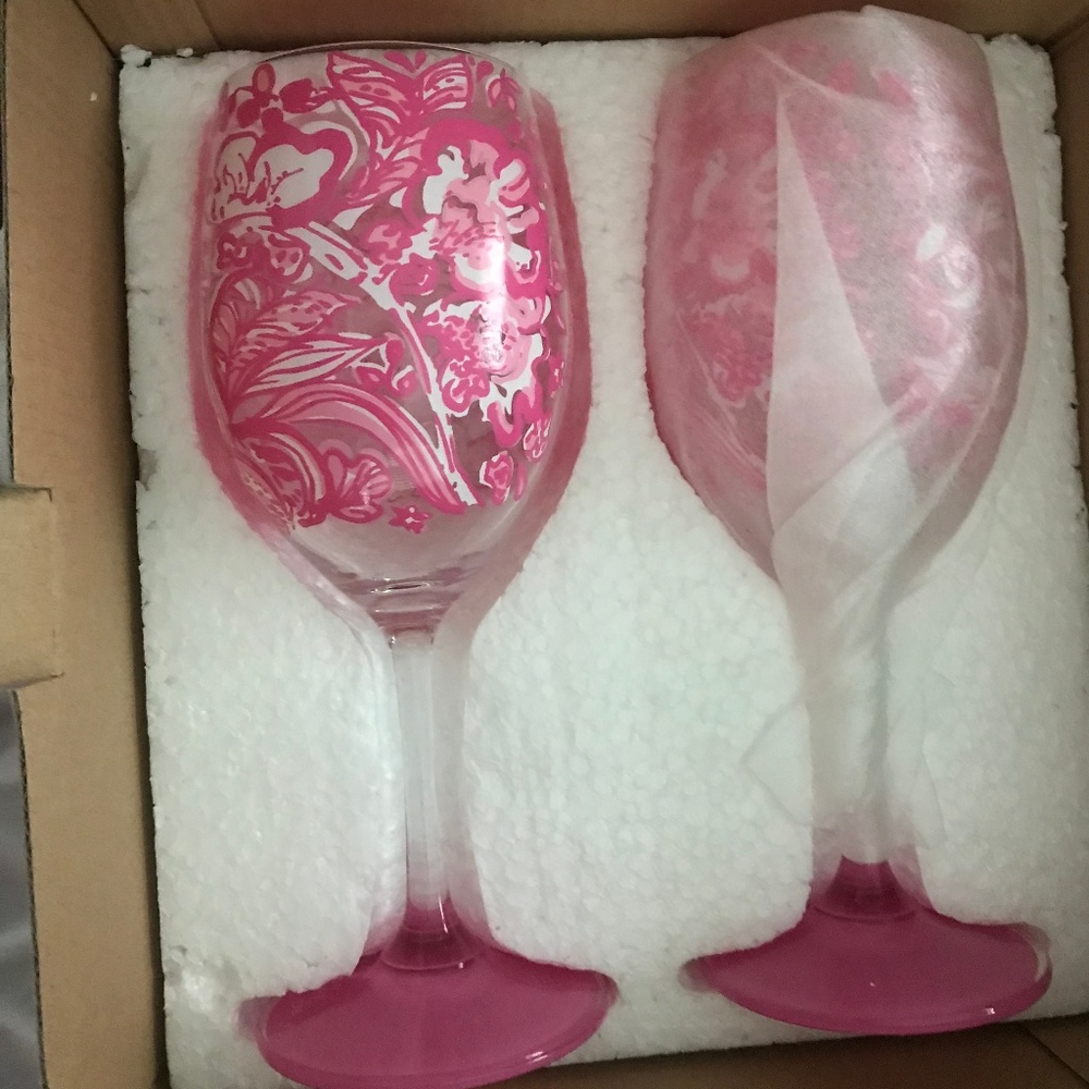 Lilly Pulitzer pink tropics print Wine Glasses